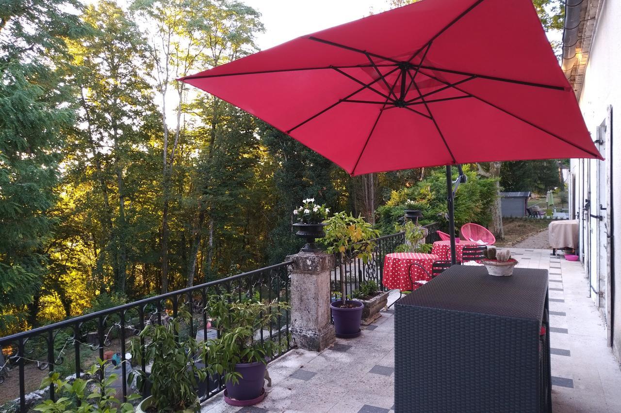 Le Figuier De Pauline Acomodação com café da manhã Luzech Exterior foto